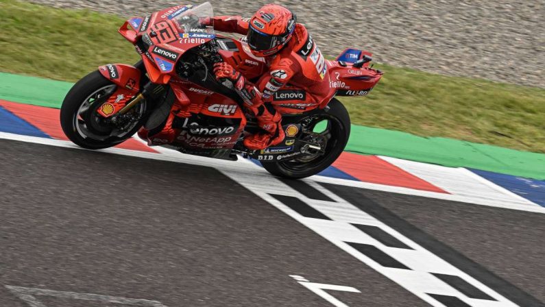 Marc Marquez in pole position ad Austin, Bagnaia sesto