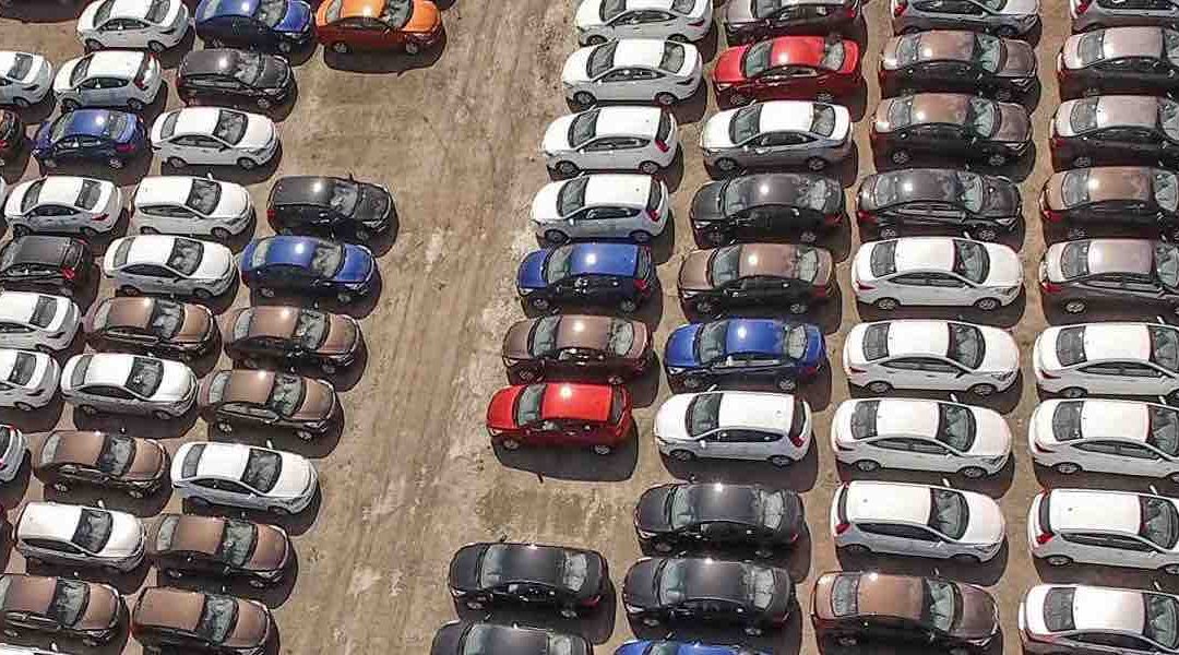 Mercato auto, febbraio fa fatica