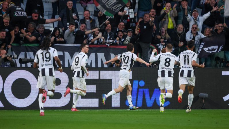 Yildiz show, la Juventus batte il Genoa 1-0