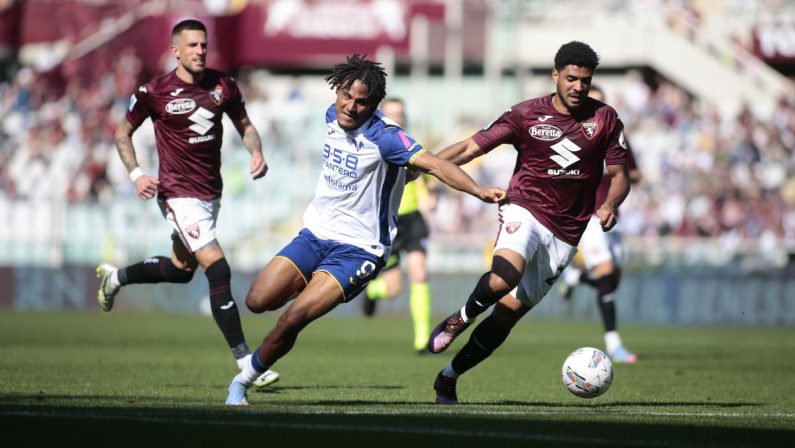 Torino-Verona 1-1: Adams sbaglia un rigore, poi Elmas risponde a Sarr