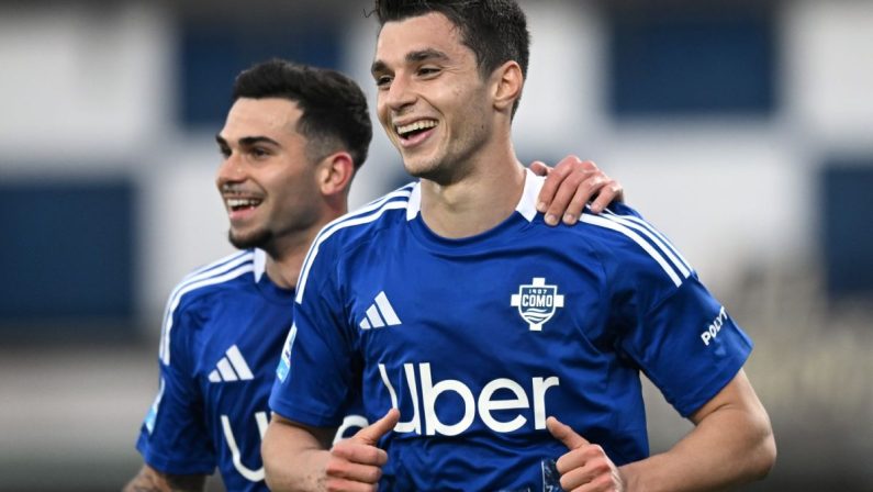 Il Como piega il Torino 1-0, Douvikas decisivo