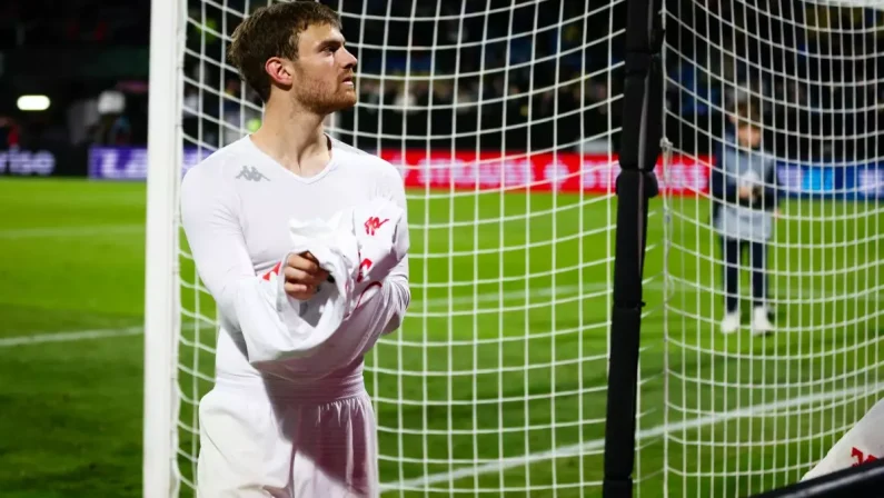 Cagliari-Fiorentina 1-2, decidono Gosens e Beltran