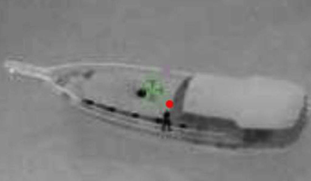 Un frame del video di Frontex mostrato in aula nel corso del processo sul naufragio di Cutro