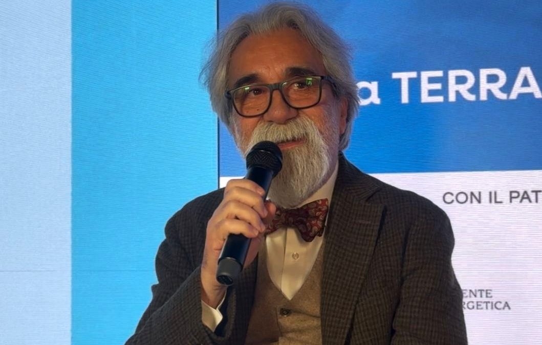 Morto Peppe Vessicchio, addio al direttore d’orchestra che trasformava l’armonia in vita