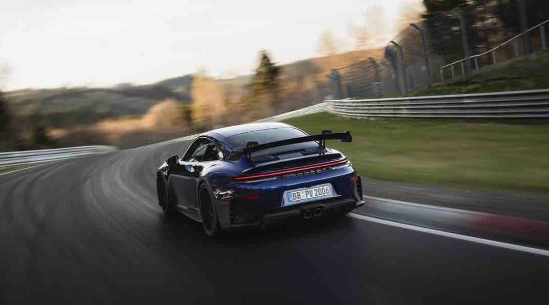 Nuovo record al Nürburgring per la nuova Porsche 911 GT3