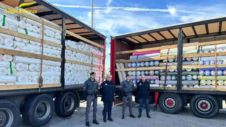 Sequestrate al porto di Venezia 900.000 dosi di medicinali illeciti