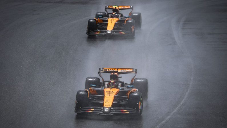 Norris vince la sprint di Miami davanti a Piastri e Hamilton