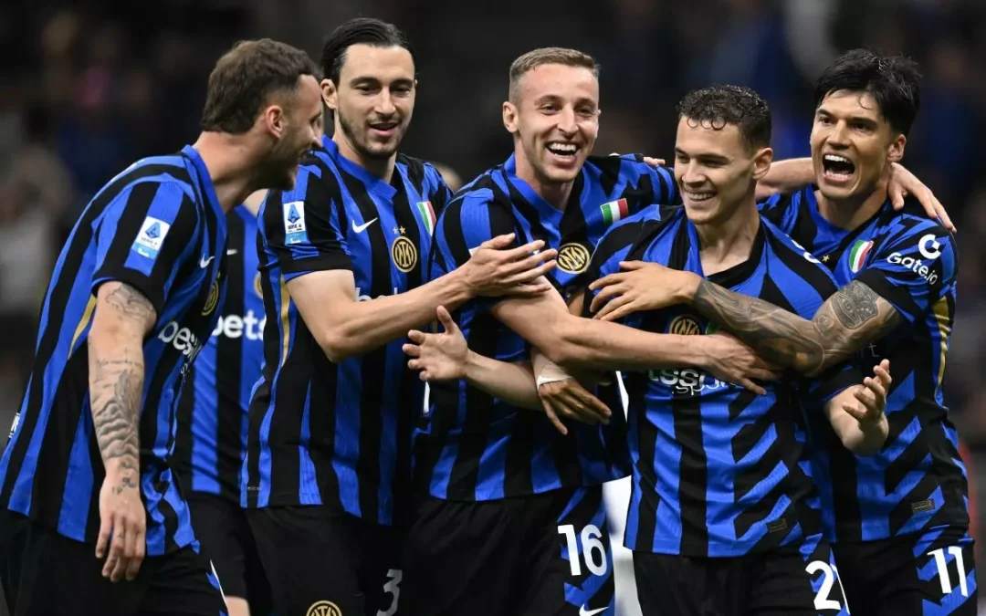L’Inter risponde al Napoli, batte il Verona e torna a -3