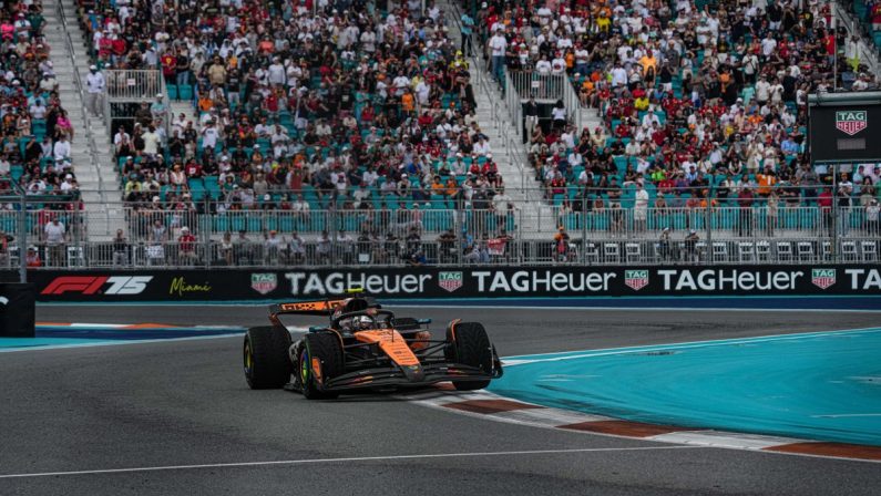 Piastri vince a Miami davanti a Norris e Russell