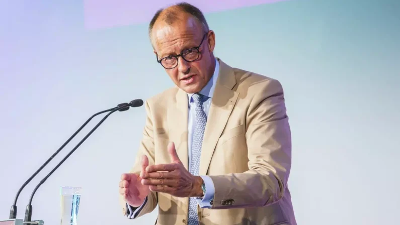 Merz non raggiunge maggioranza nel Bundestag per diventare cancelliere al primo turno