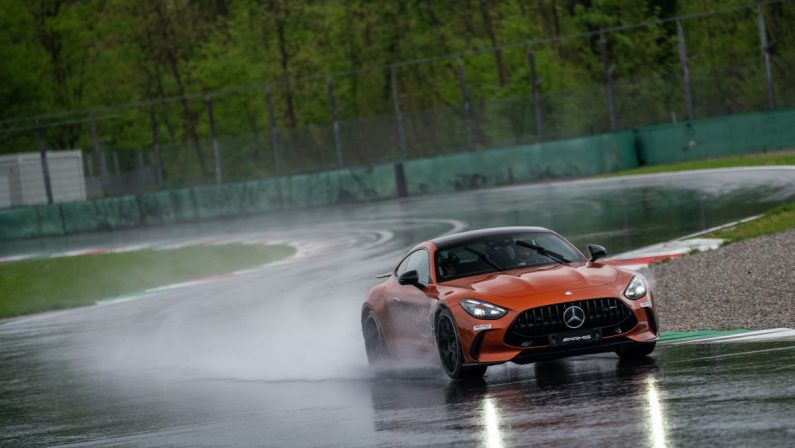 Per l’AMG Experience Italia il tutto esaurito per i primi tre corsi
