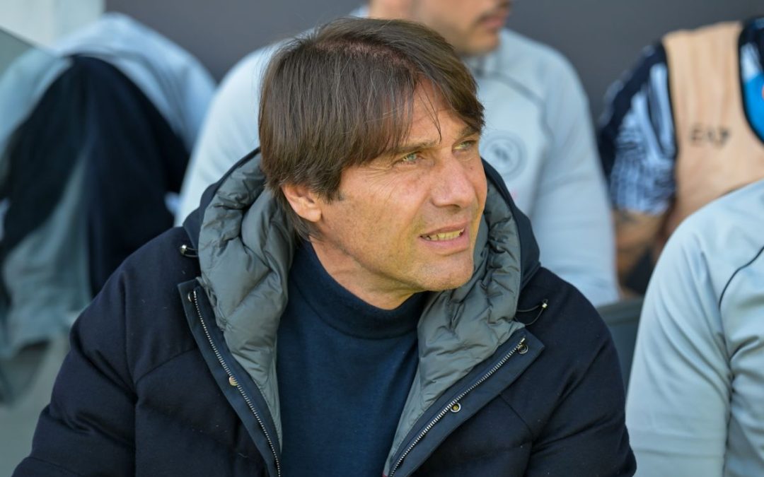 Conte “Ai tifosi interessa lo scudetto del Napoli, non il mio futuro”