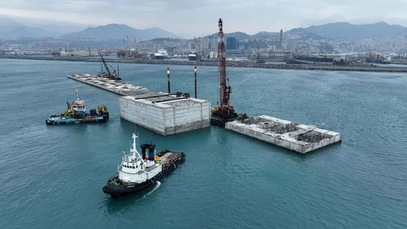 Consorzio PerGenova Breakwater, lavori diga proseguono su tutti i fronti