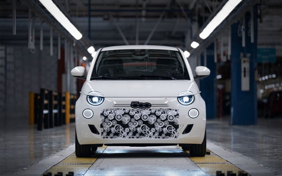 Assemblate a Mirafiori le prime unità preserie della Fiat 500 ibrida