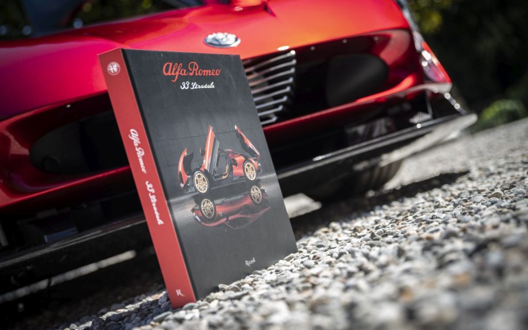 Alfa Romeo racconta la genesi della nuova 33 Stradale in un libro