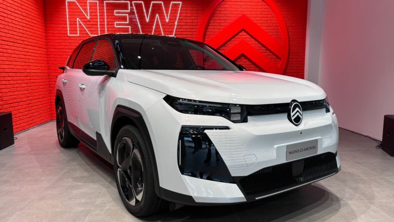 Fa il suo esordio in Italia la nuova Citroen C5 Aircross