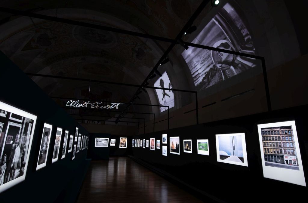 Mostre, al Palazzo Reale di Palermo gli scatti di Elliott Erwitt