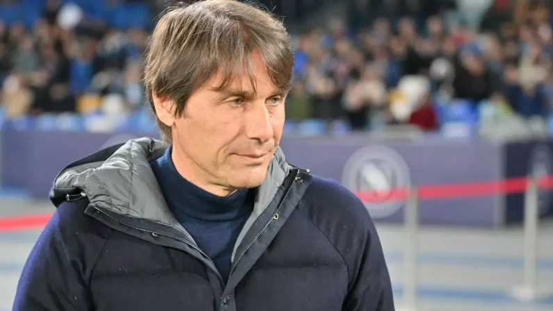 Conte resta sulla panchina del Napoli, sui social il video ufficiale