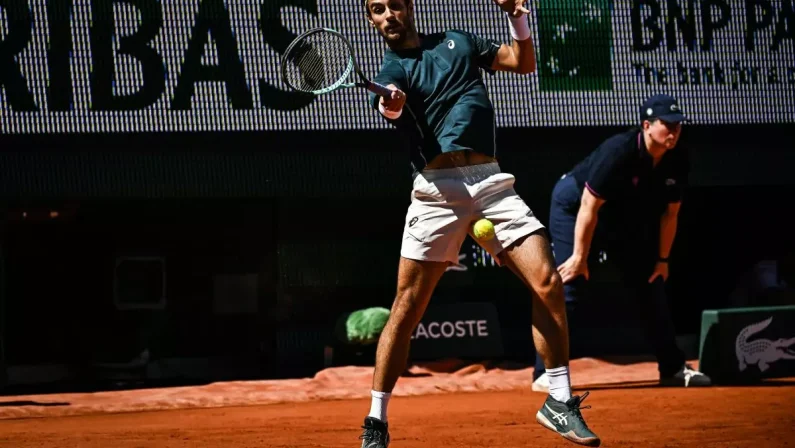 Musetti batte Navone e vola agli ottavi al Roland Garros
