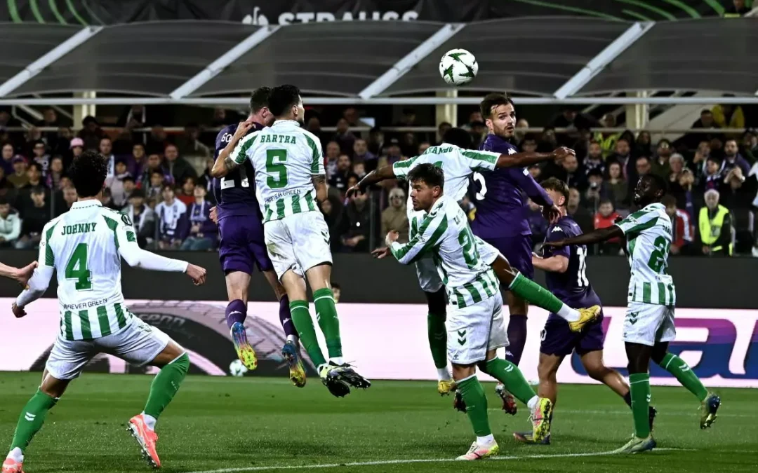 La Fiorentina dice addio alla finale di Conference, passa il Betis ai supplementari