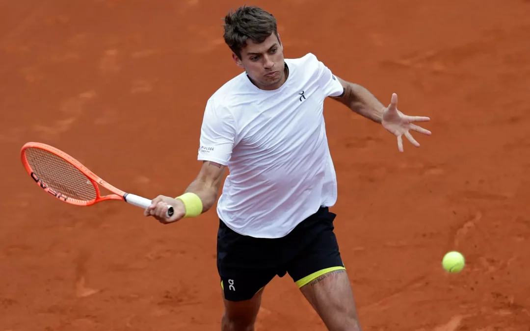 Cobolli batte Rublev e vince il torneo di Amburgo