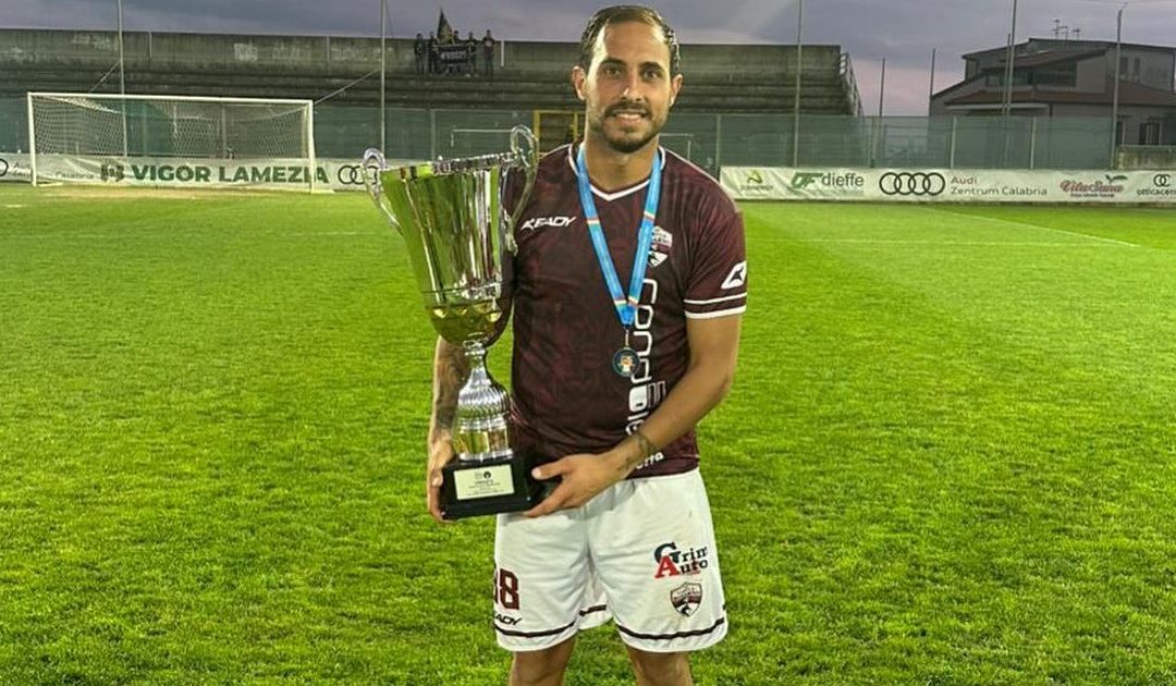 Nando Guerrisi con la Virtus Rosarno ha ottenuto la quinta promozione in carriera fra i Dilettanti di Calabria
