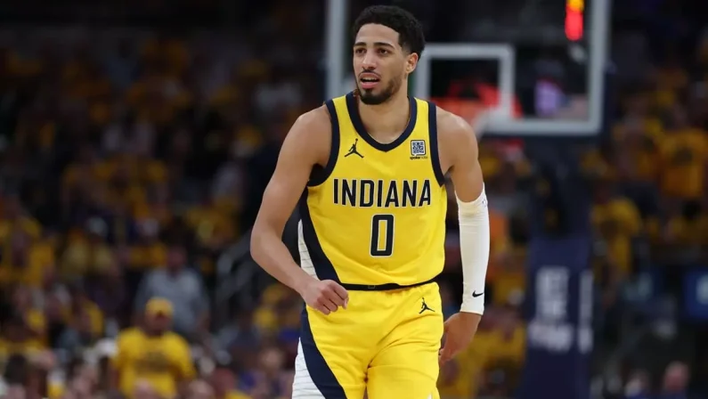 Tripla doppia di Haliburton nella notte Nba, Indiana vola sul 3-1 contro New York