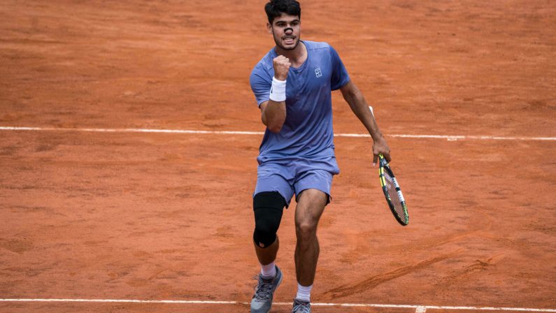 Alcaraz primo semifinalista a Roma, attesa per i quarti Sinner-Ruud e Musetti-Zverev