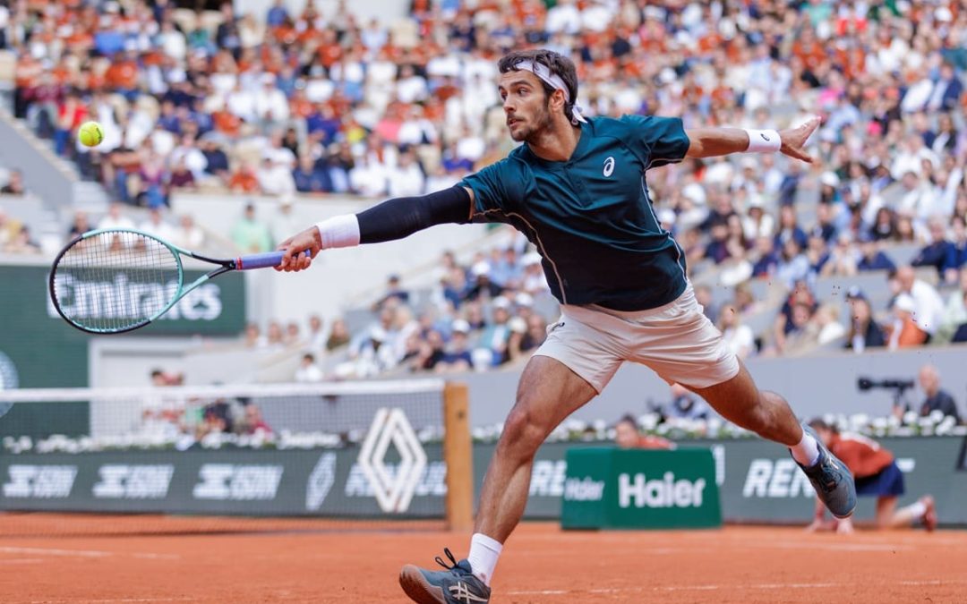 Musetti e Paolini al terzo turno del Roland Garros, tutto facile contro Galan e Tomljanovic