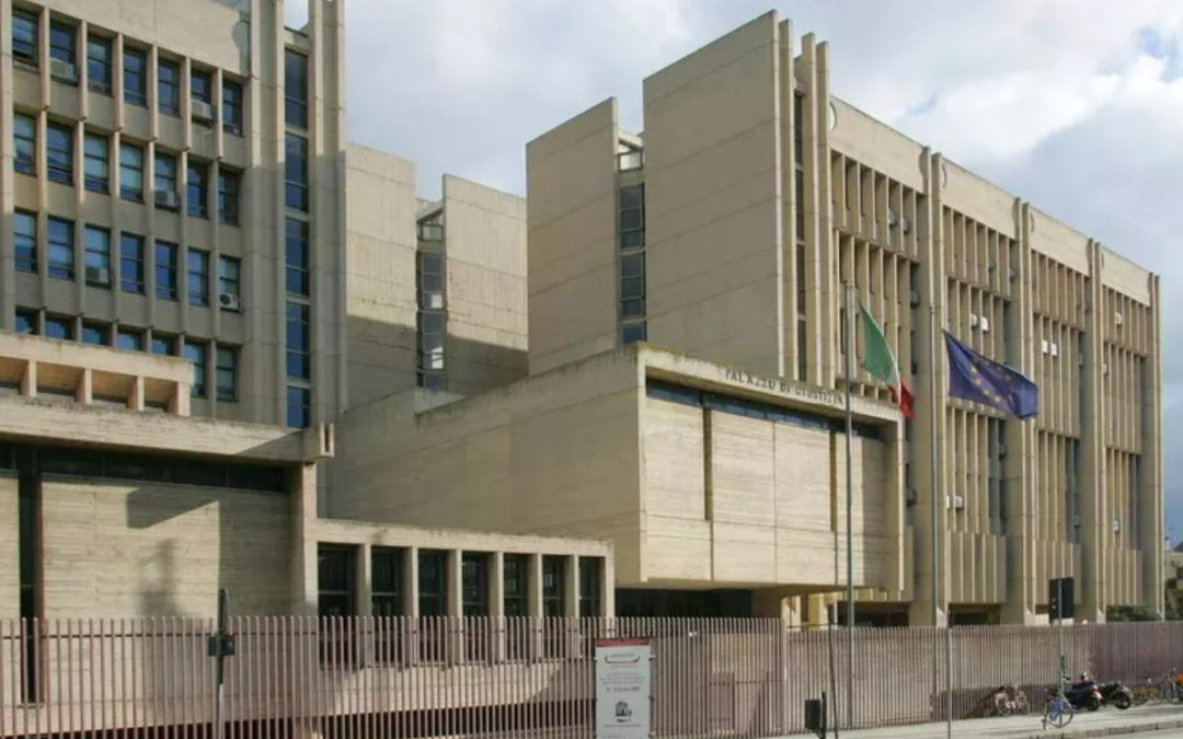 Lecce, curarono il figlio con l’omeopatia e il bimbo morì: genitori condannati