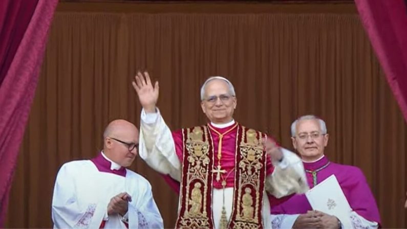 Papa Leone XIV: “La pace sia con voi”, il discorso integrale