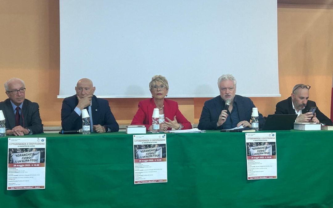 Il seminario svolto a Cutro.