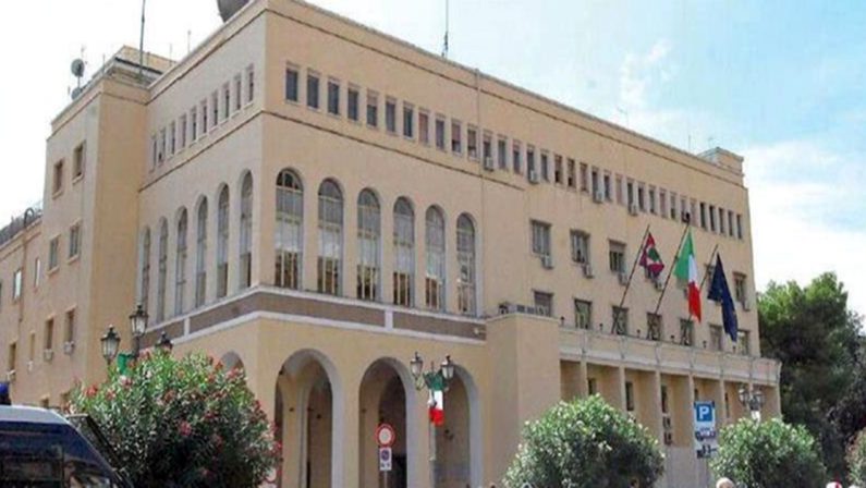 Tangenti a Santa Marina, il prefetto sospende il sindaco Fortunato