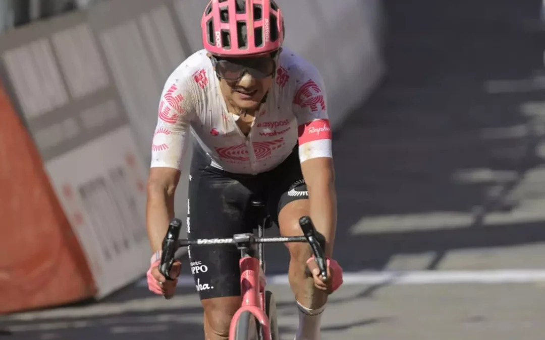 Acuto di Carapaz nell’undicesima tappa del Giro d’Italia, Del Toro sempre in rosa