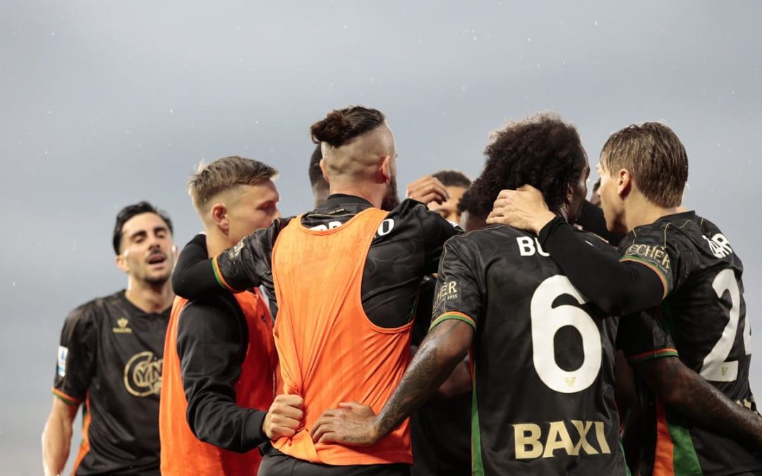 Venezia in zona salvezza a due giornate dalla fine, 2-1 contro una Fiorentina spenta