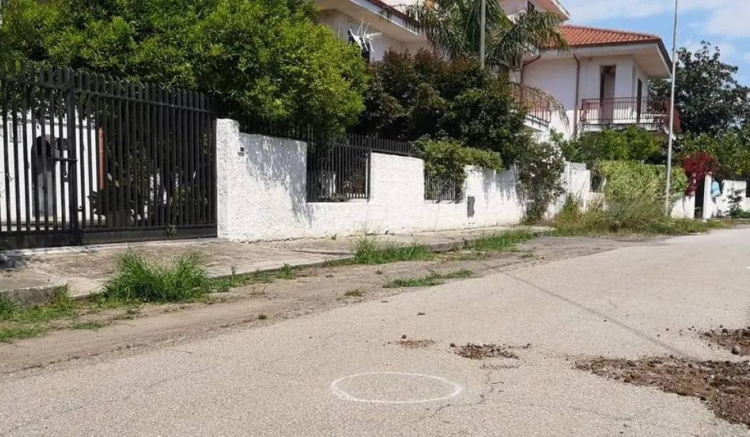 Tragedia in famiglia a Lamezia: padre uccide il figlio e si costituisce