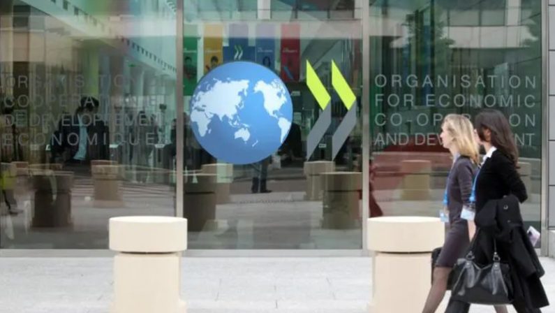L’Ocse rivede la crescita italiana, Pil +0,6% nel 2025