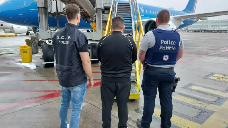 Arrestato in Belgio latitante albanese ricercato da Dda di Bari