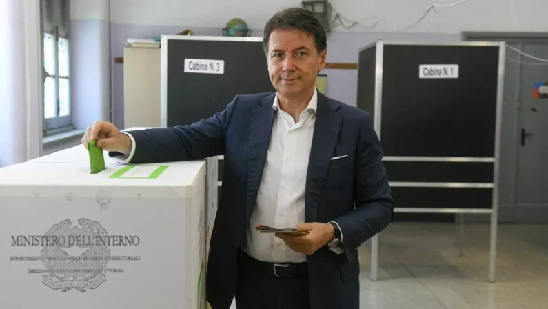 Referendum, Conte “Abbassare il quorum al 33%”