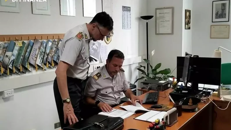 Riciclaggio, sequestro per un milione di euro a Savona