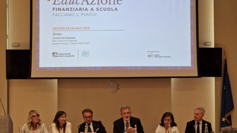 Educazione finanziaria, avviato insegnamento in un istituto su due