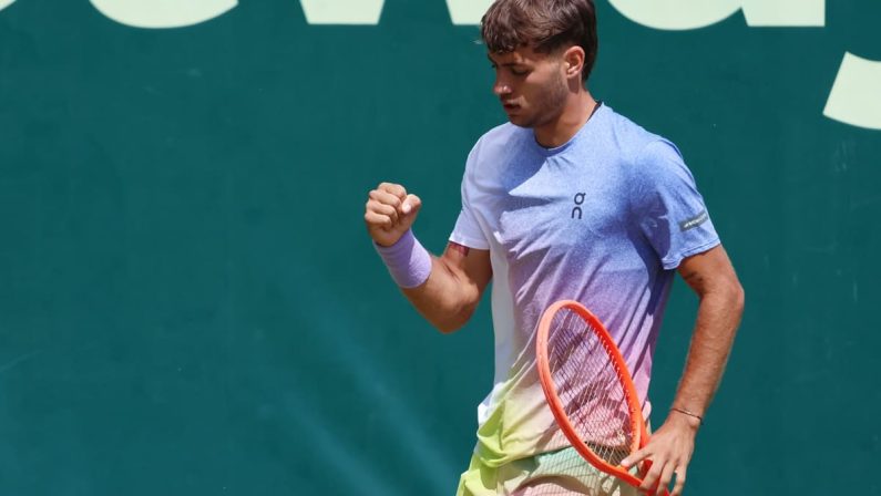 Cobolli batte Shapovalov e vola ai quarti di finale ad Halle, attesa per Sinner