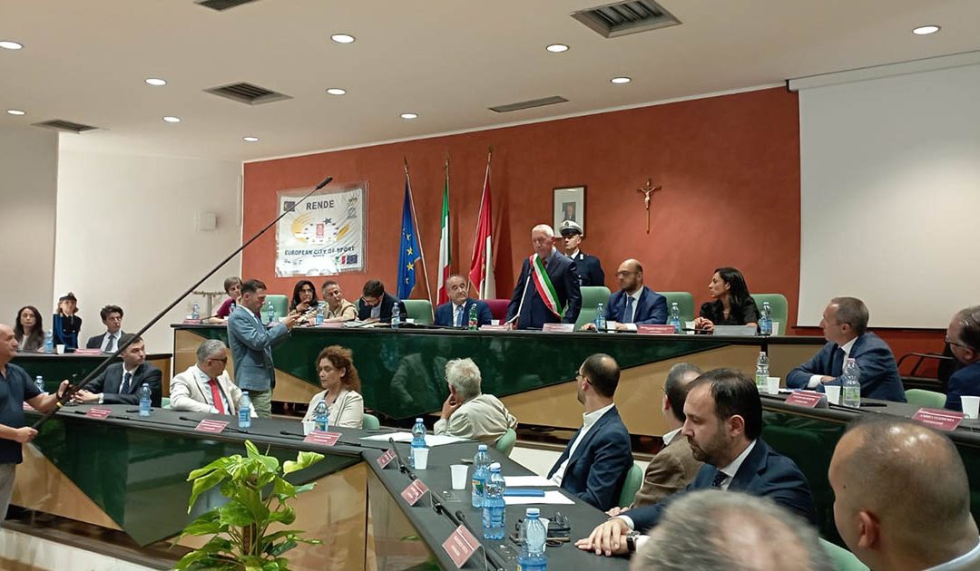 Il momento dell'insediamento di Sandro Principe