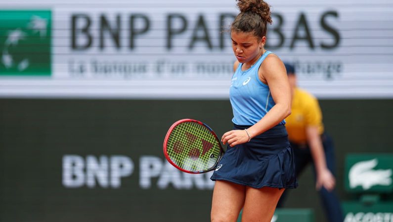 Jasmine Paolini eliminata agli ottavi del Roland Garros, Svitolina annulla tre match point e vince in tre set