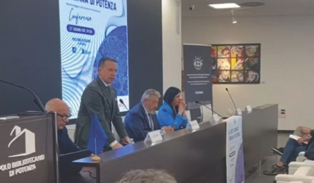 Un momento della presentazione al Polo bibliotecario