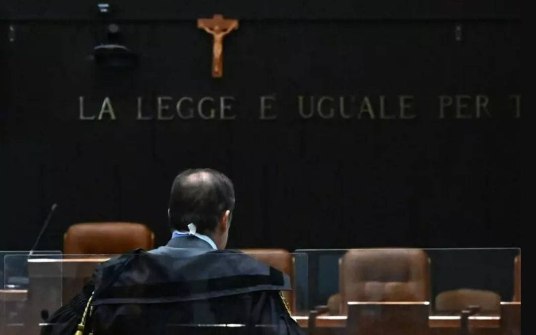 Uccisa a coltellate, l’ex condannato all’ergastolo a Napoli