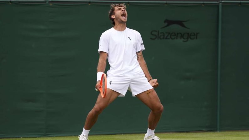 Cobolli da sogno, batte Cilic e vola ai quarti a Wimbledon