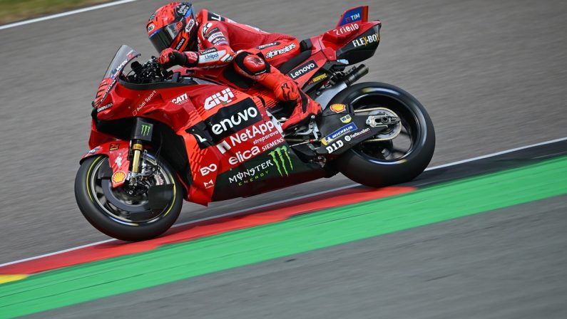 Motogp, Marc Marquez vince la Sprint al Sachsenring
