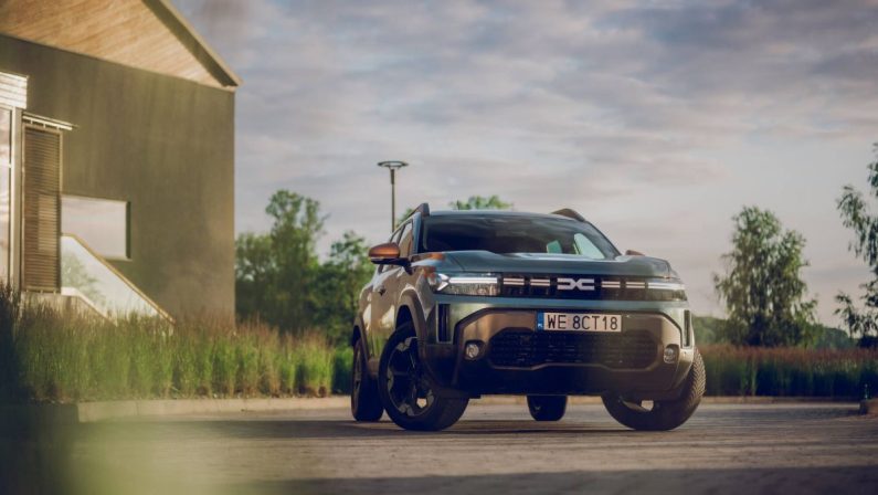 Dacia Duster, il SUV per chi vive la città e ama l’avventura