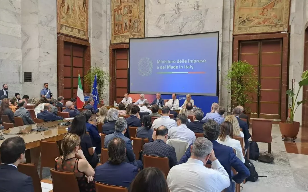 Moda, Urso “Priorità di governo, simbolo del Made in Italy”